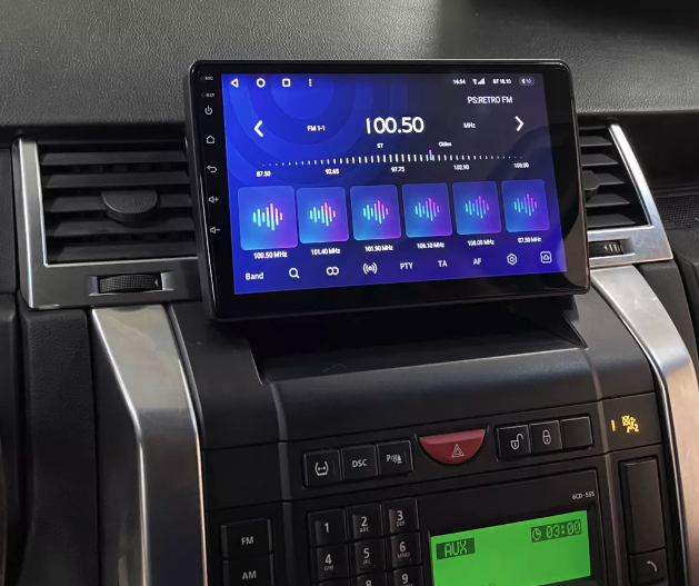 Installation autoradio 2 DIN Land Rover